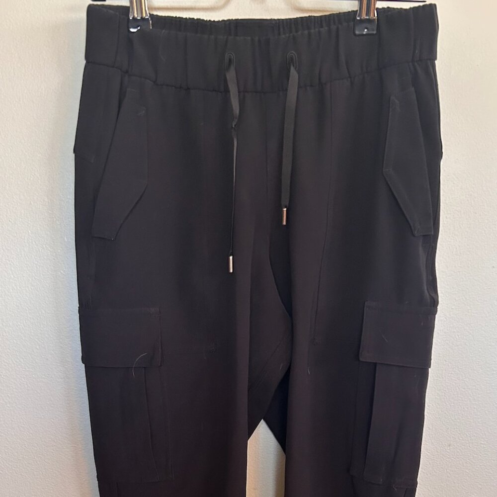 Lululemon Mid-Rise Joggers Size 4